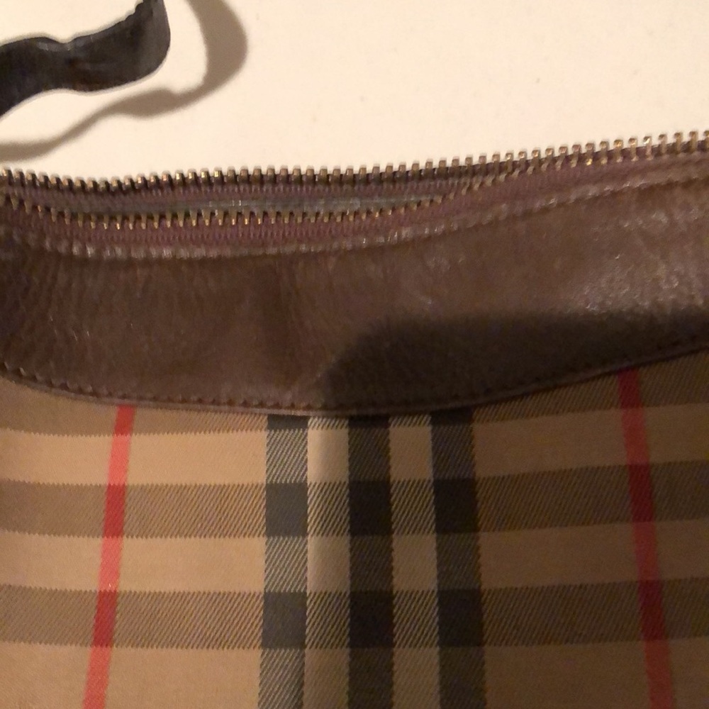 Burberry classic Nova print shoulder bag brown leather detail - Picture 8 of 15